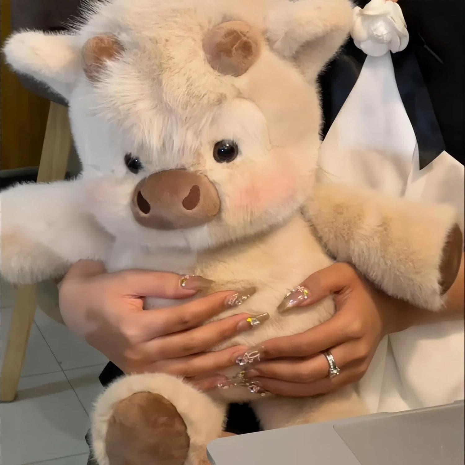 Peluche Che Corre, 45CM Simpatico Running Cow Peluches Mucche Gigante, Cuscino Animale Peluches Corsa con Gambe Mobili Interattive, Antistress Animali Peluche Mucche Che Corre per Bambini Adulti